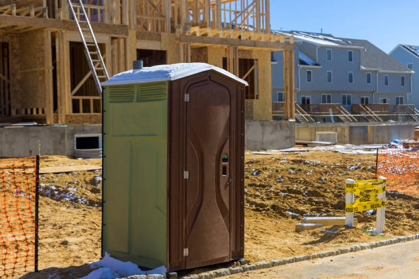 Best Portable restroom trailer rental  in Kansas City, KS