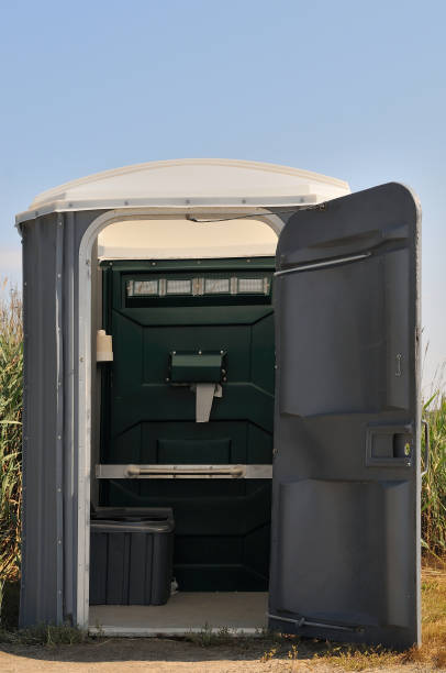 Best Porta potty delivery and setup  in Kansas City, KS